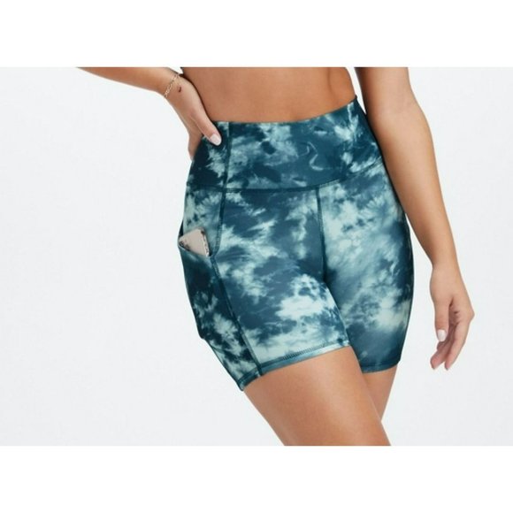 Fabletics, Oasis 6' short, - NWT - Picture 3 of 6